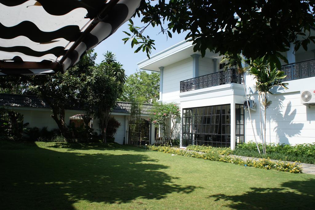 Rumah Kertajaya Surabaya Exterior photo